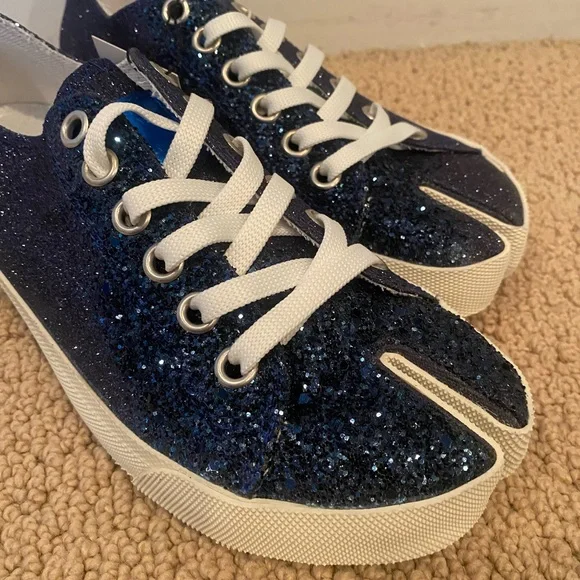 Maison Margiela Tabi Low Top Sneaker- Navy Glitter - Picture 3 of 6